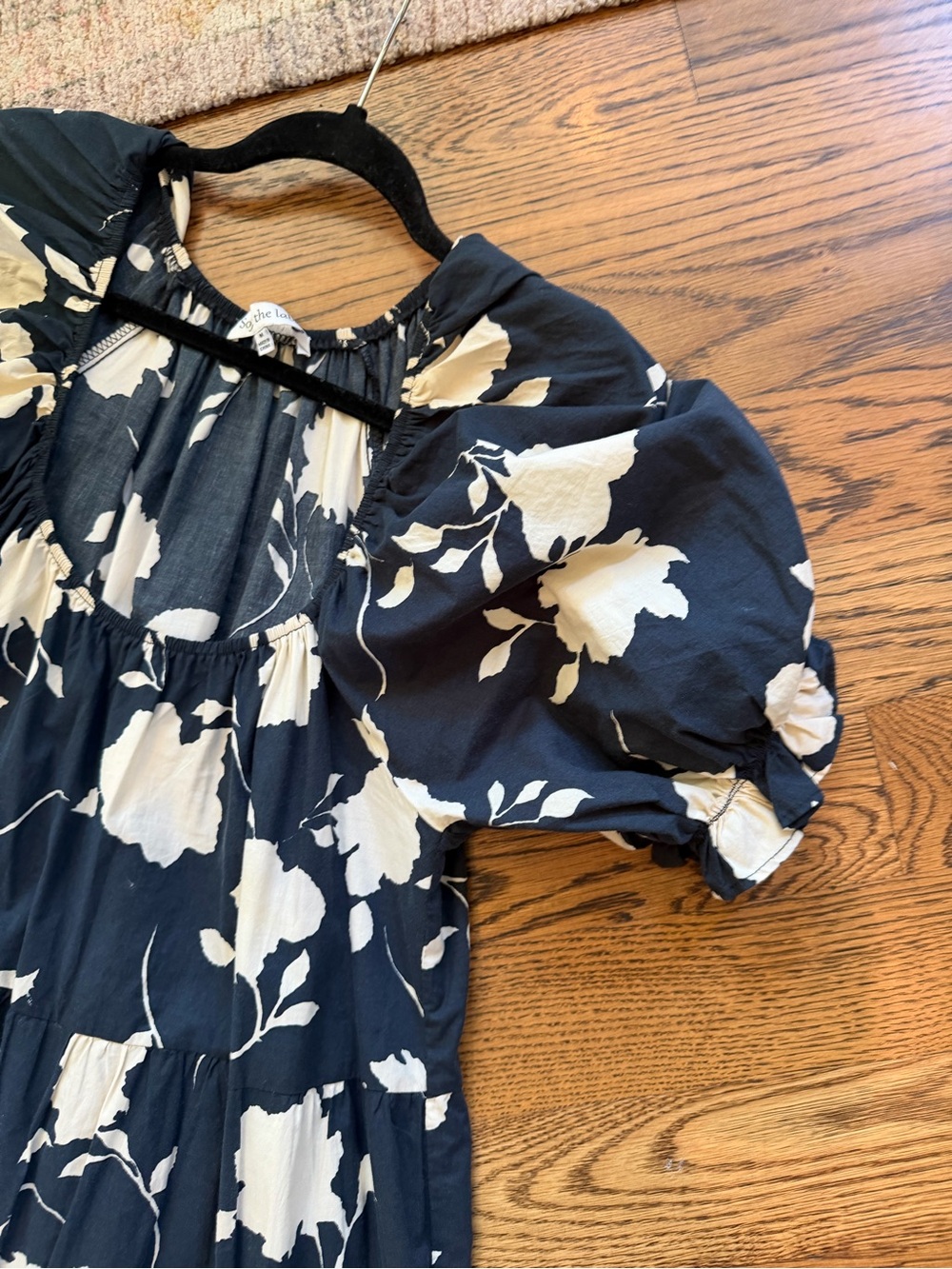 Black and White Floral Puff-Sleeve Maxi Dress medium - Picture 3 of 5